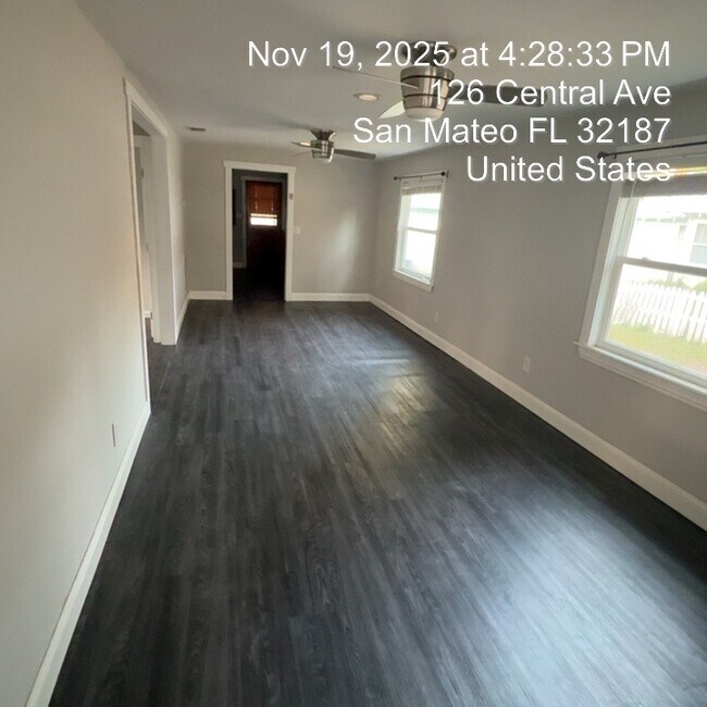 Foto del edificio - 134 Central Ave