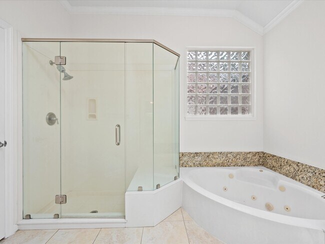 Foto del edificio - 1523 Orchard Park Dr