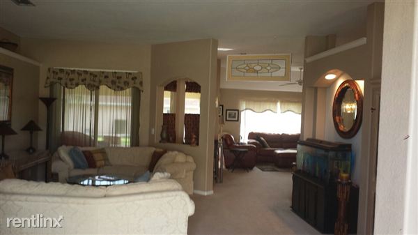 Building Photo - 2185 3rd Ln SW