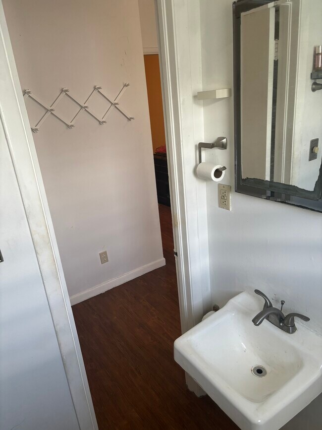 Foto del edificio - 825 Eaton St