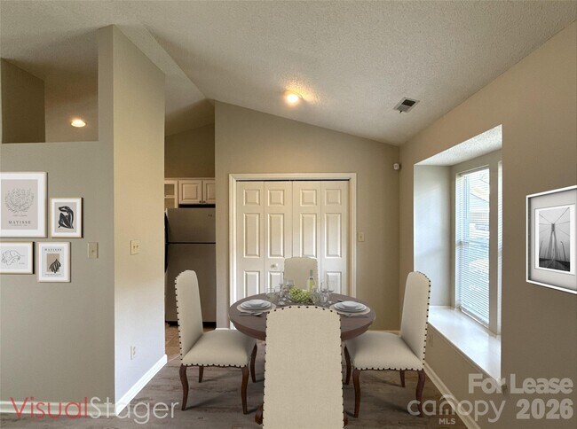 Building Photo - 2720 Von Thuringer Ct