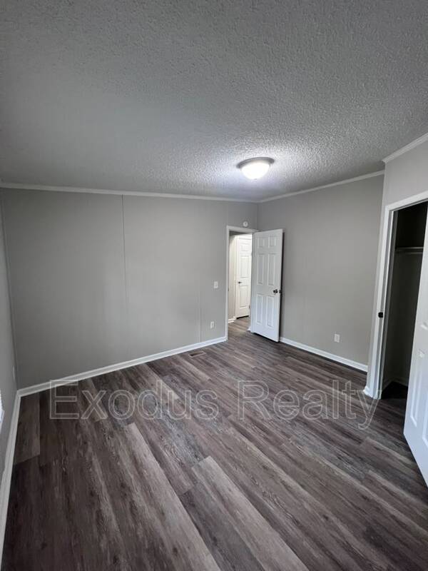Building Photo - 141 Cherry Berry Ln