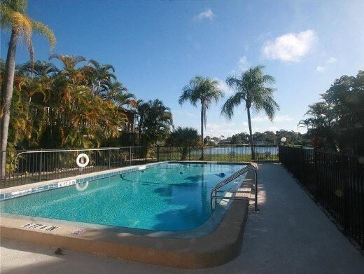 Foto del edificio - 2938 Clark Rd