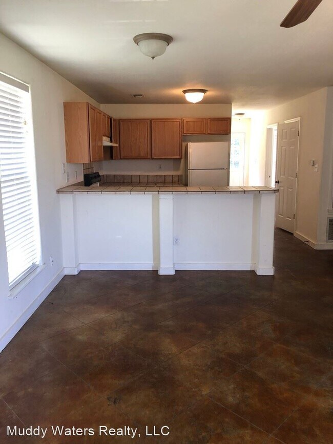 2 br, 2 bath House 403 Bruce Street Buil... House Rental in