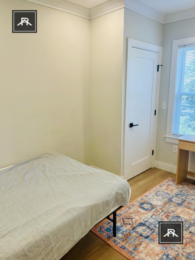 Building Photo - 4 bedroom in Allston MA 02134