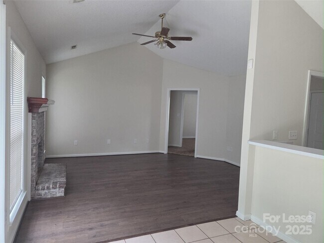 Building Photo - 141 Eagle Ct