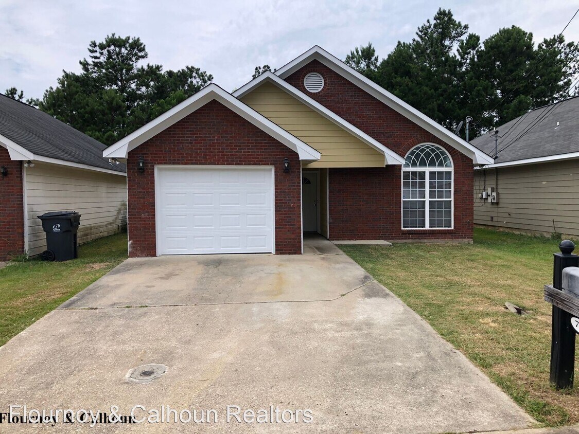 717 Pine Hill Ct, Phenix City, AL 36869 House Rental in Phenix City