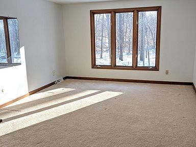 Building Photo - 251 Randwood Dr