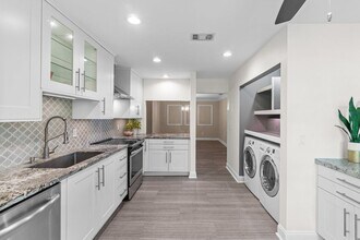 Building Photo - 9240 Sable Ridge Cir