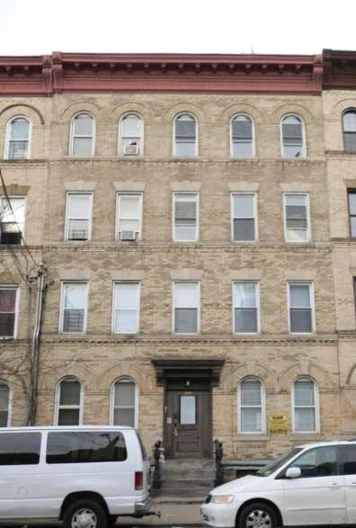 Building Photo - 1559 Dekalb Ave