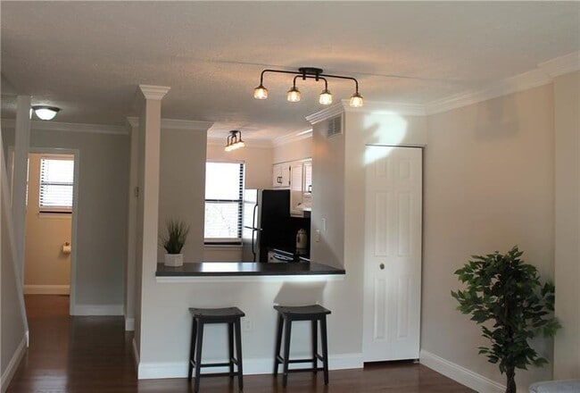 Foto del edificio - 136 Woodhaven Dr