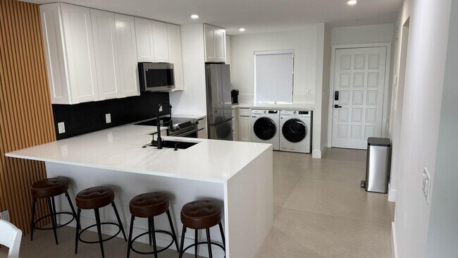 Building Photo - 4539 Luxemburg Ct