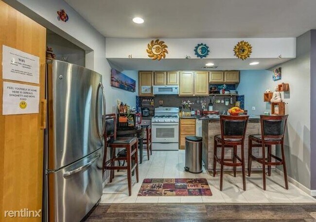 Foto del edificio - 2 br, 2 bath Condo - 6433 South Kenwood Av...
