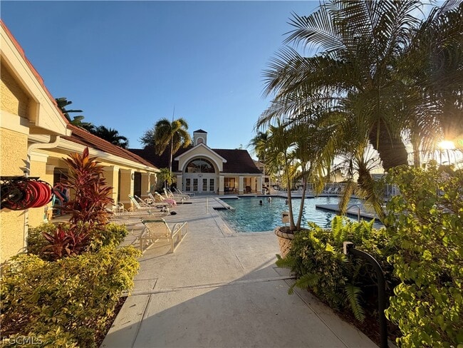 Foto del edificio - 12561 Equestrian Cir