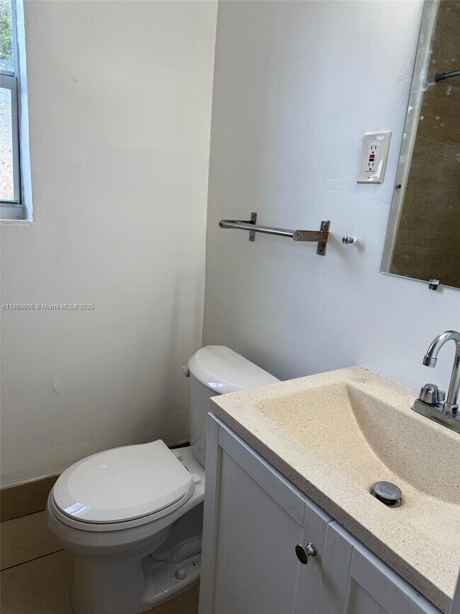Foto del edificio - 235 NW 53rd St