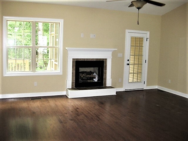 Building Photo - 120 Brindley Circle