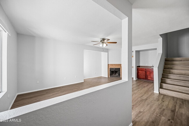 Foto del edificio - 1331 W Baseline Rd