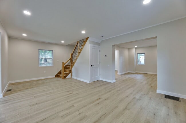 Foto del edificio - 205 Island Rd