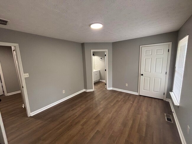 Building Photo - 2744 Hayden Park Ln