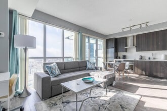 Building Photo - 12 John St