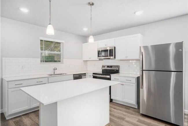 Building Photo - 1607 Autumn Ridge Ln