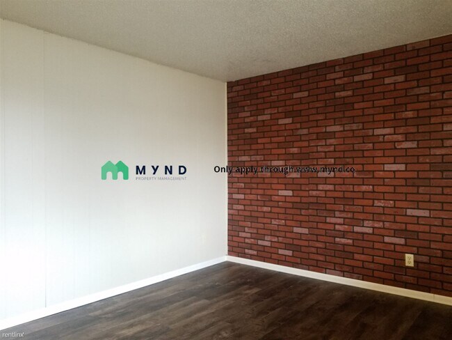 Building Photo - 1 br, 1 bath  - 208 N 6th St Apt 6 Apt 6