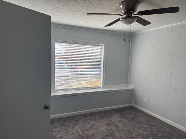 Foto del edificio - 530 Bell Rd SE