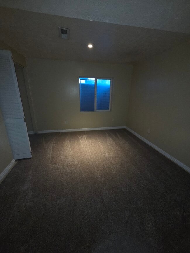 Foto del edificio - 6878 W 3100 S