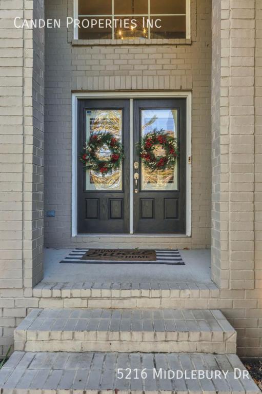 Building Photo - 5216 Middlebury Dr