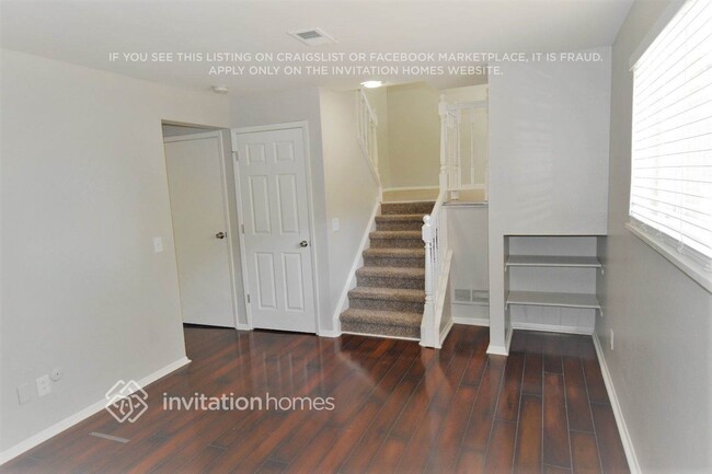 Building Photo - 14953 E Temple Pl