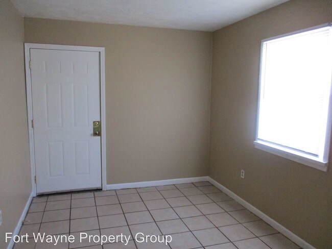 Building Photo - 3 br, 1 bath House - 1414 McKinnie Ave