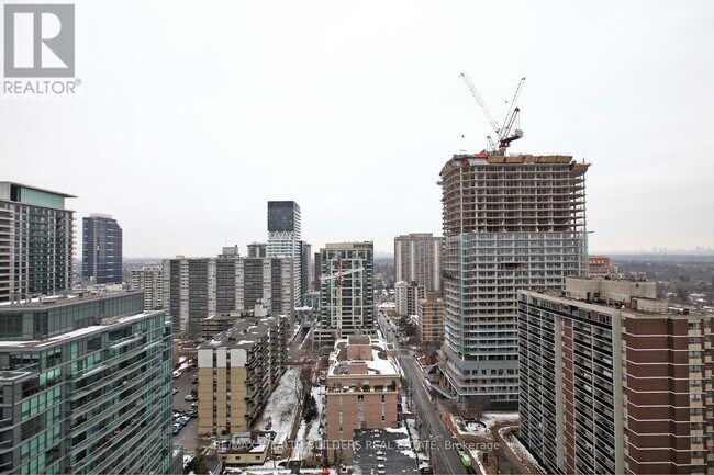 Building Photo - 161-2161 Roehampton Ave