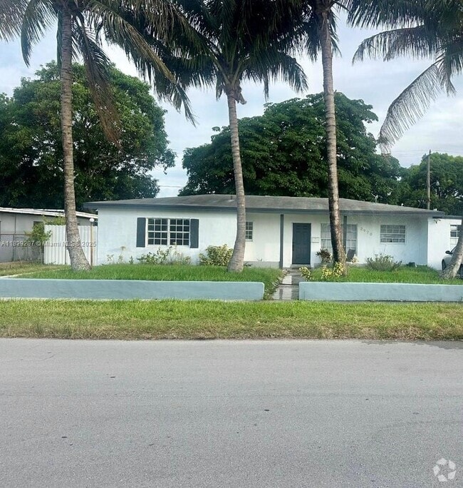 Building Photo - 2970 NW 187th St
