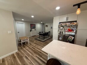 Building Photo - 1388 Rose St