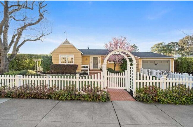 Building Photo - 3110 Edison St