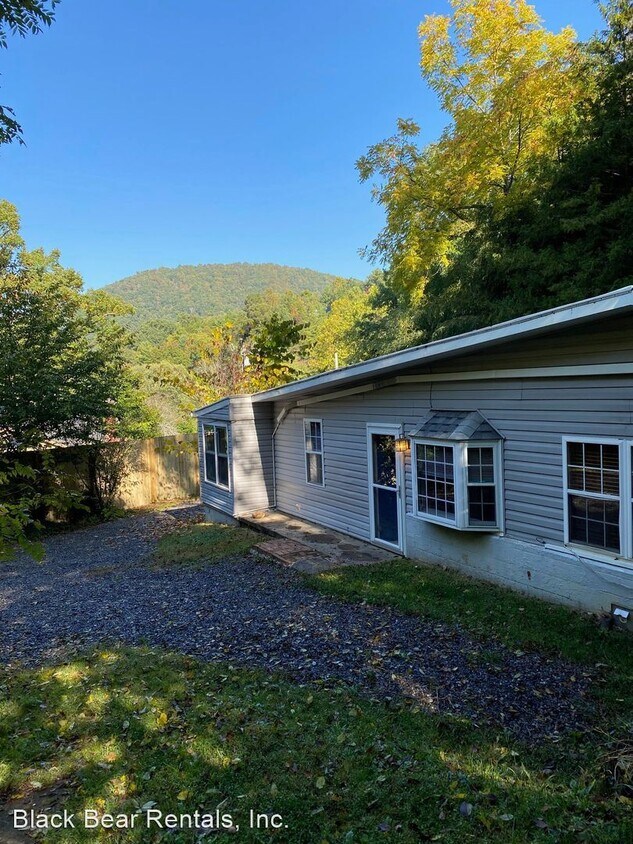Primary Photo - 2 br, 2 bath House - 15 Lawterdale Rd