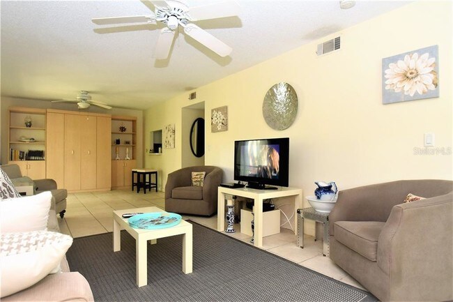 Foto del edificio - 1508 Pelican Cove Rd