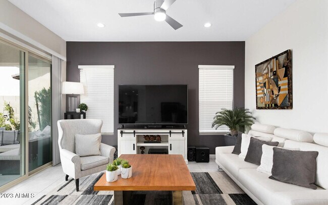 Foto del edificio - 18426 N 65th Pl