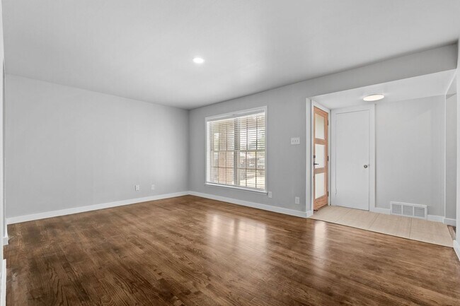 Foto del edificio - 8815 Hackney Ln