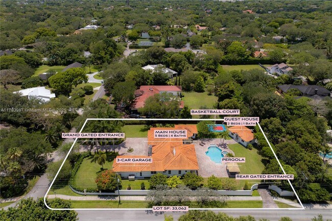 Building Photo - 9400 SW 93rd Ct