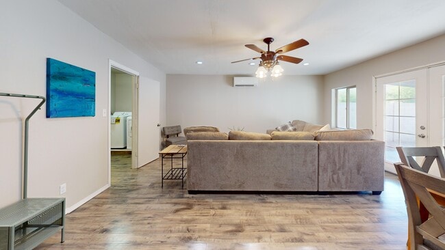 Photo - 2080 E Greenway Dr Townhome