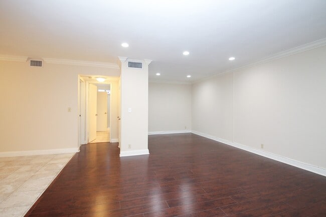 Building Photo - The Cove