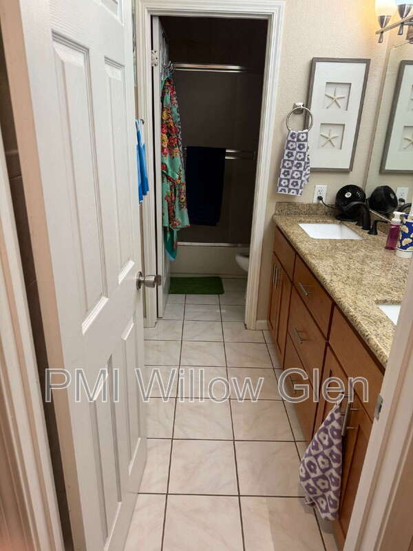 Building Photo - 4414 Stone Canyon Dr