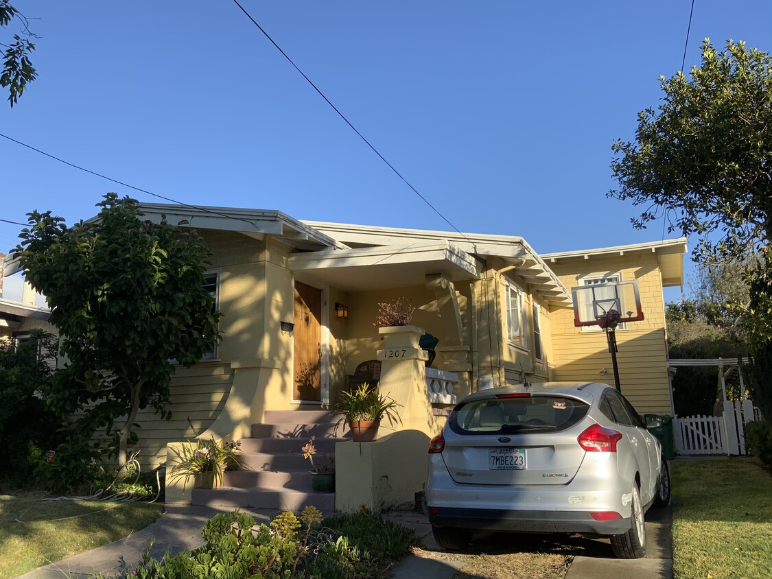 1207 High St, Alameda, CA 94501 House for Rent in Alameda, CA