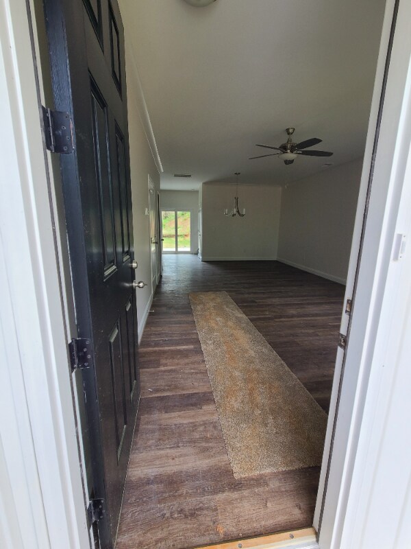 Building Photo - 8 Solis Ct