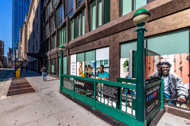 Building Photo - Tribeca Rogue