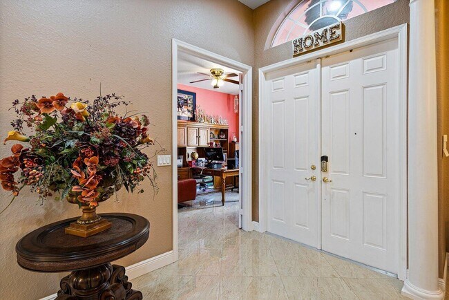 Foto del edificio - 11473 Manatee Bay Ln