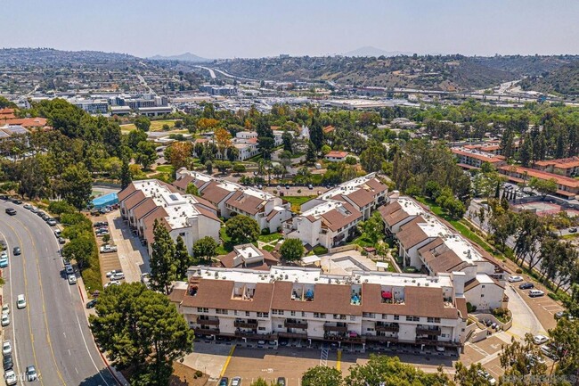 Foto del edificio - 6131 Rancho Mission Rd