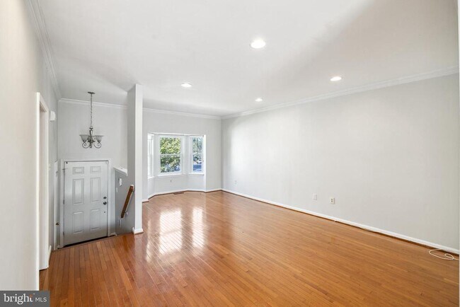 Building Photo - 35 Hunters Gate Ct