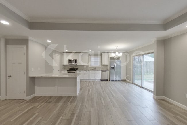 Building Photo - 141 Old Orchard Rd